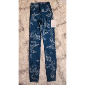 Carve Designs Saudra Compression Tight Blue Floral Women's Leggings XXS